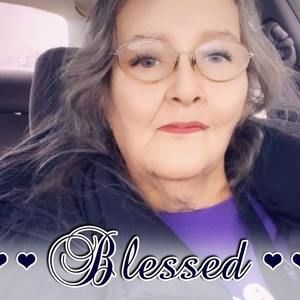 Meet your Posher, Debra